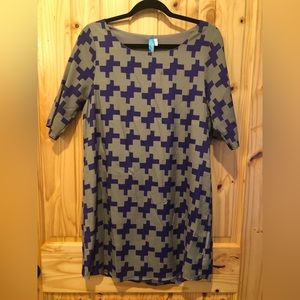 Francesca’s Small Lined Straight Dress - NWT